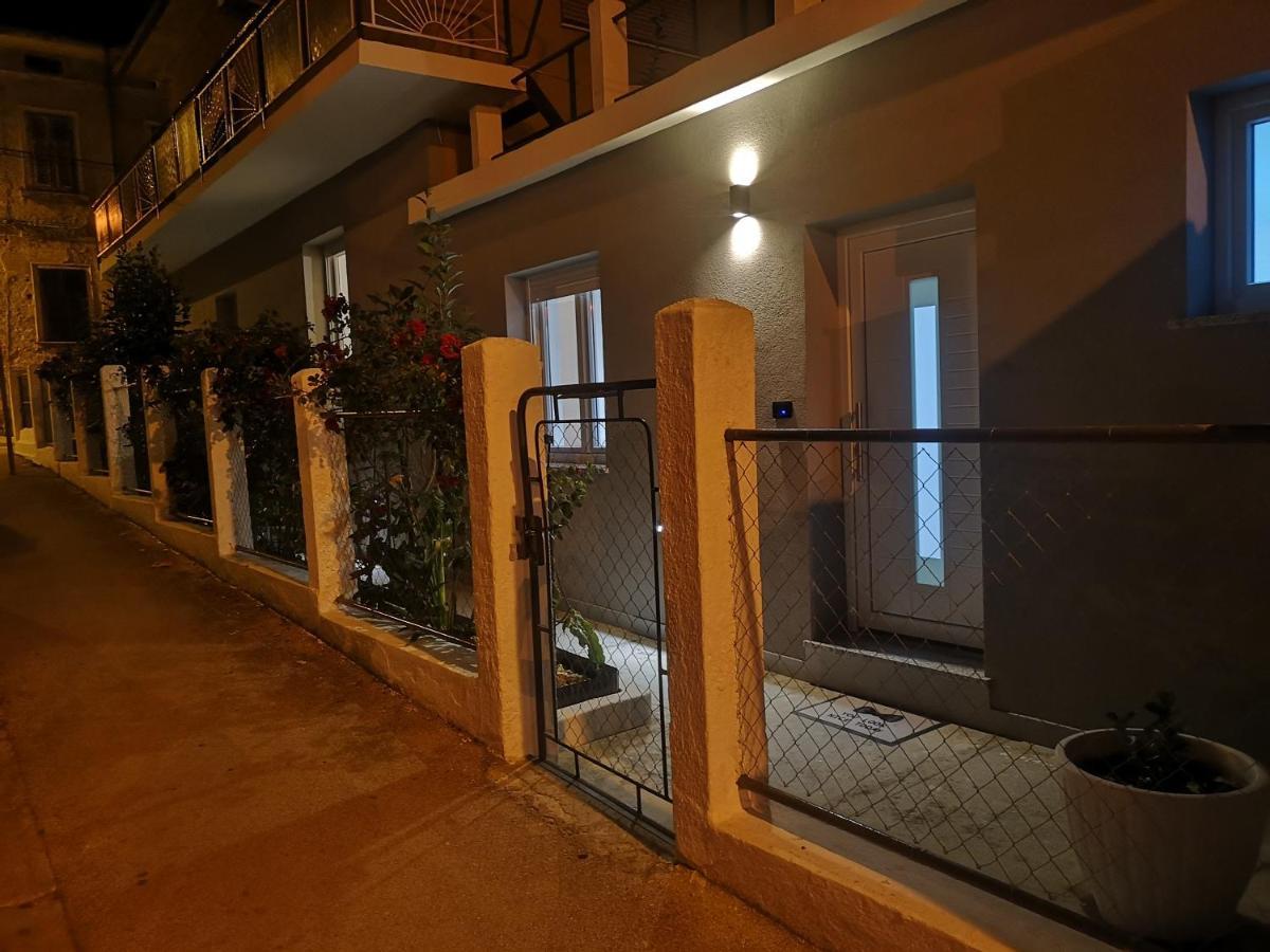 Apartment Rose Pula Luaran gambar