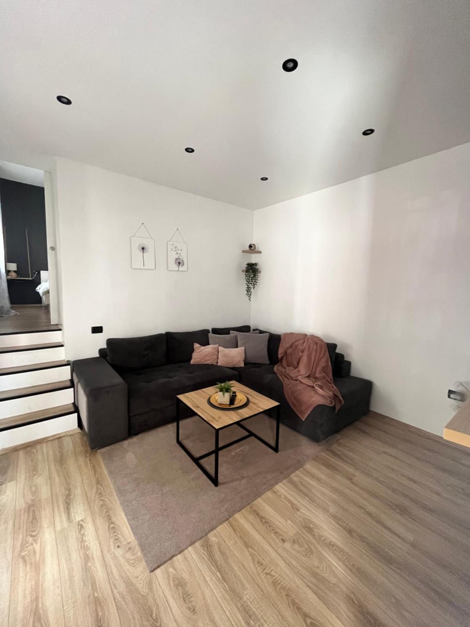 Apartment Rose Pula Luaran gambar